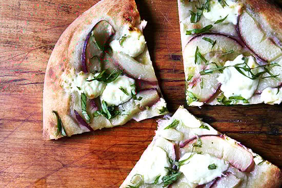 nectarine and ricotta pizza nectarine and ricotta pizza