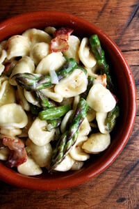 carbonara with asparagus