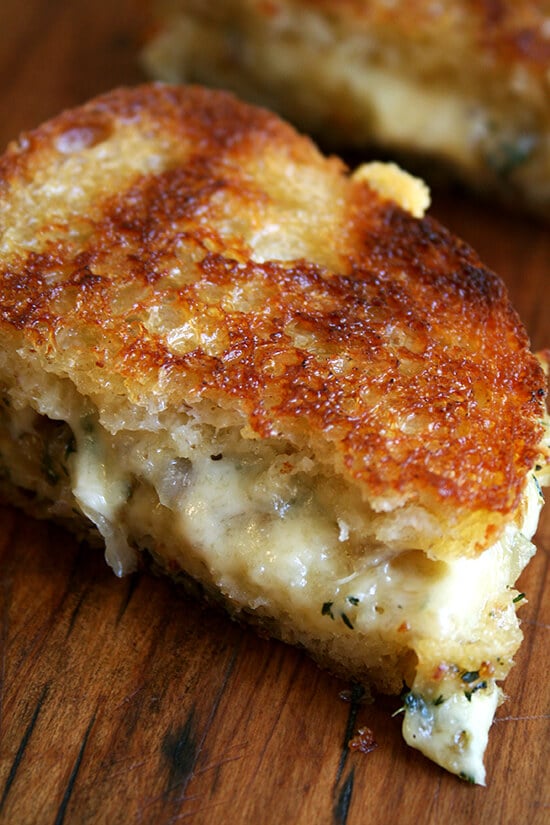 grilled cheese with comte, thyme & shallots grilled cheese with comte, thyme & shallots
