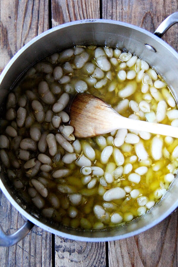 white beans and olive oil